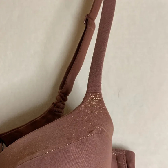 Victoria's Secret Body by Victoria Lined Demi Mauve Sparkle Bra 32D - Picture 2 of 16